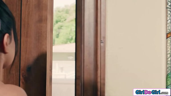 Summer Col opens the door for courier Chanel Camryn only wearing a strapon.The small tits petite latina sucks feet licks pussy and strapon fucks her 