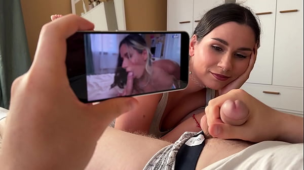 Nonton Stepsister Caught Me Jerking Off And Helped Me Cum On Her Face thumbnail