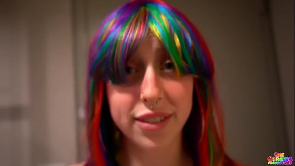 White Girl Who Loves Clowns Ends Up Fucking A Famous One thumbnail