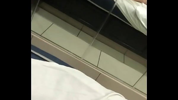 La se&ntilde;ora coje duro con joven 