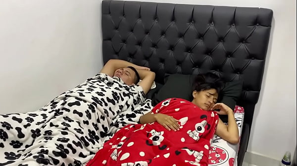 Nonton Mi Hermanastra Se Disfrazo De Cari&ntilde;osa Y Termina Cogiendime Como Una Cari&ntilde;osa thumbnail