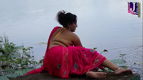 Nonton শাড়িতেই বাঙ্গালী নারীর পরিচয় থাকে তা থেকেই তাকে পছন্দ করে নিতে হয় thumbnail