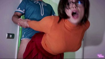 Nonton Velma Dinkley ( Video) Nerdy Girl Gets Fucked Hard At Halloween - Sweet Darling thumbnail