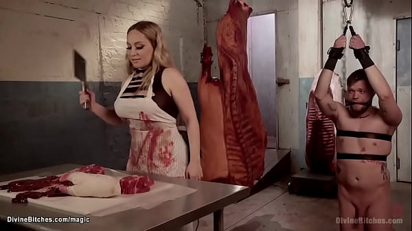 Nonton Huge Boobs Blonde Milf Butcher Aiden Starr Bound Bad Delivery Man Mike Panic And Tormented His Nipples Then Pegged His Tight Ass With Strap On Dick At Her Butcher Shop thumbnail