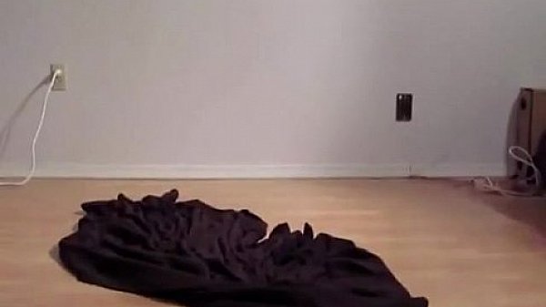 Nonton Pretty Teen Playing With Her Body thumbnail