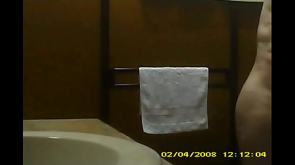 Nonton Madre Espiada En El Ba&ntilde;o thumbnail