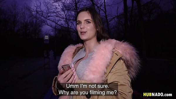 Nonton Taylee Wood Is Giving A Public Blowjob To A Gifted Nick thumbnail