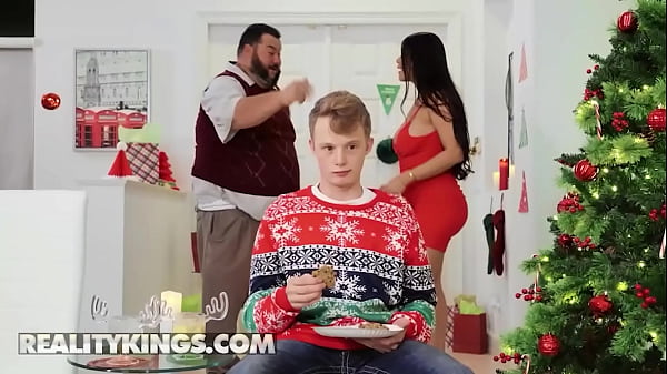 Reality Kings - Miss Raquel, Jimmy Michaels - Jimmy Saves Christmas -15-30 Min thumbnail