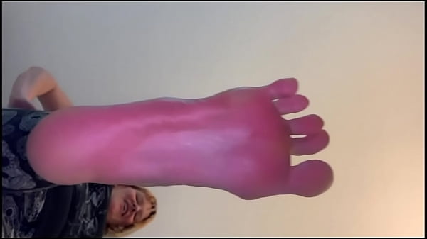 Big Feet Goddesses Part 2 (contact Customs4sale01@gmail.com For The Video) thumbnail