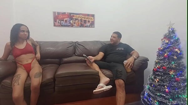 Surfistinha No Sof&aacute; Leo Ogro Revela Que Se Arrepende De Ter Abandonado A Filha E Foi Trabalhar Em Cabar&eacute; Por Estar No T&eacute;dio Em Casa. thumbnail