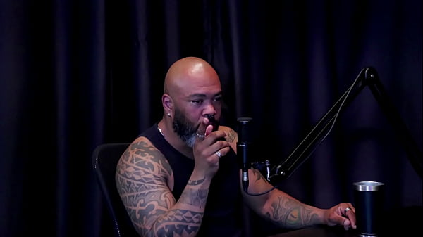 Nonton Os Criadores De Conte&uacute;dos Est&atilde;o Negligenciando A Sa&uacute;de, N&atilde;o V&ecirc; Diferen&ccedil;a Entre Porn&ocirc; E Cria&ccedil;&atilde;o De Conte&uacute;do, E As Bitechs... - Reh Queen & Kstro (watch On: Sheer/red) thumbnail