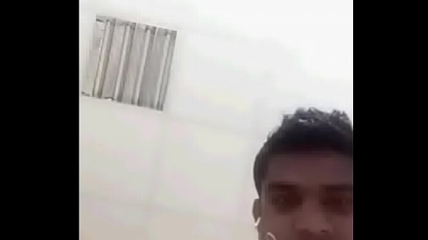 SH ARi named sharoz.ejaz pakistan guy fucking his self on messenger