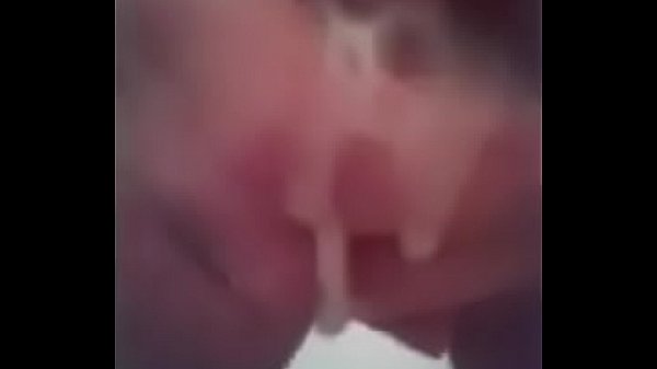 Extrem: F&uuml;nf Minuten abspritzen in Zeitlupe 