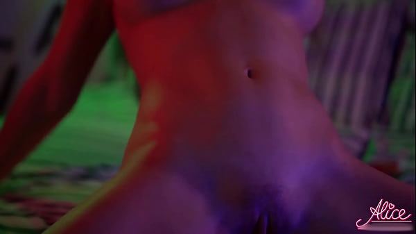 Teen with Big Ass Masturbate Dildo and Cum - Music Porn 