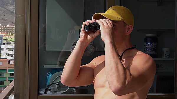 El Fisg&oacute;n : Cuando Te Consigues A Alguien Que Te Anda Espiando Y Le Terminas Dando Verga Toda La Tarde thumbnail