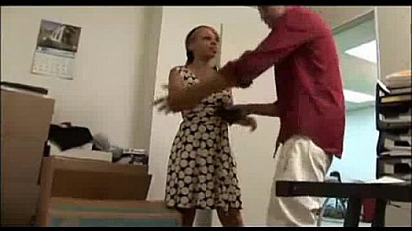 Nonton Slutty Black Chick Gets Fucked thumbnail