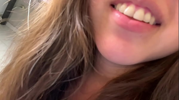 Mi Hermanastro Me Convence De Culiar Por Dinero ! Dialogos En Espa&ntilde;ol thumbnail