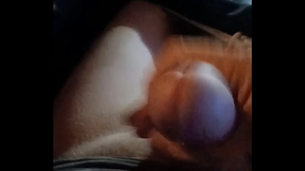 Busting a quick nut up close