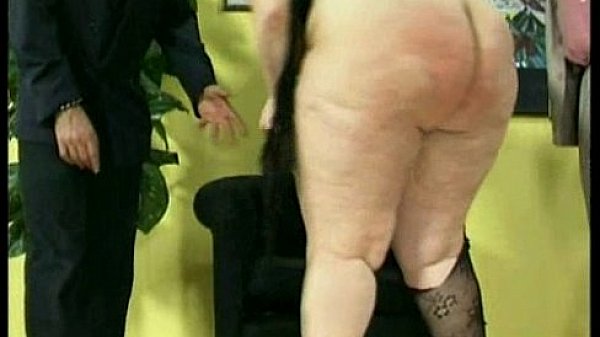 Nonton Iron Pussy thumbnail