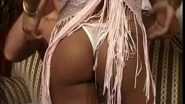 Nonton C Y Haired German Bitch Riding A Large Prick thumbnail