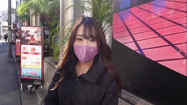 瀬奈(24) イベントコンパニオン Gカップ B90 W55 H88 パイパン 福岡から遠方はるばる会いに来てくれた巨乳美女 大人しめで可愛いキャラなのに、デンマと騎乗位が大好き、自ら腰を振りまくる。 thumbnail