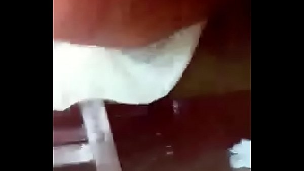 Nonton Peludita Usando Dedos thumbnail