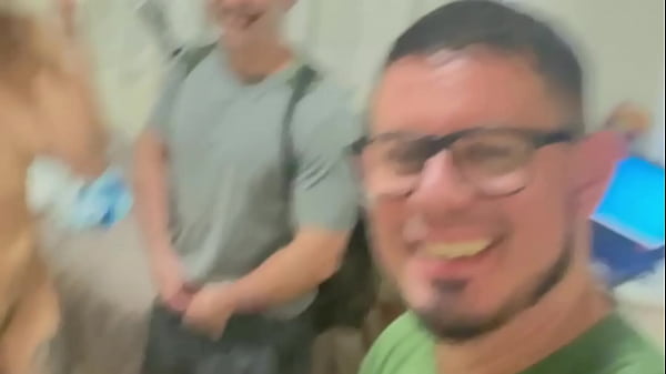 Nonton Comecei A Gravar Na Festa Mas Levei A Sobremessa Pro Hotel thumbnail