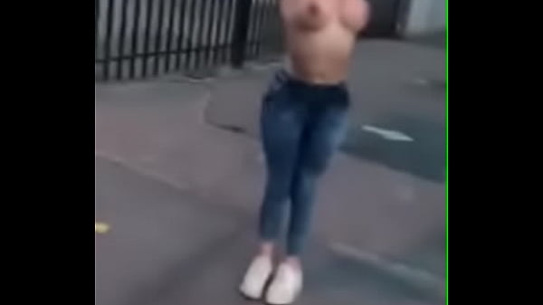 Beautiful Latina so hot in the street 