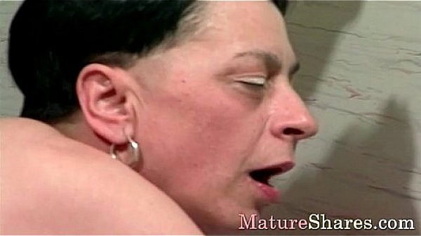 Old Skinny Lady Get Fucked And Mouth Jizzed By A Lot Of Cum thumbnail
