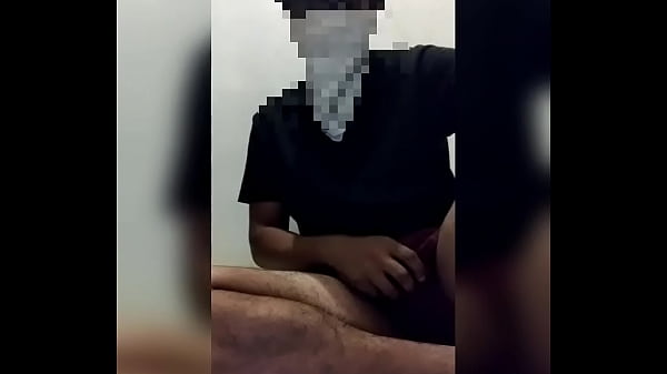 Playing with my bigcock