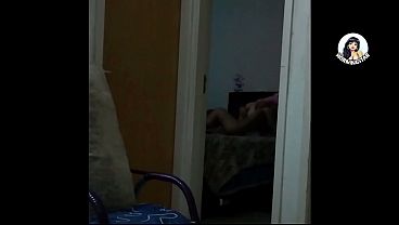 Casada Recebe Amigo Em Casa E O Corno Manda Ela Dar Boas Vindas Para Ele thumbnail