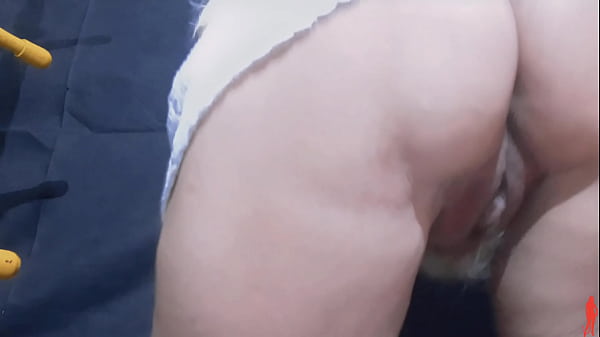 Blonddevilsexywoman ( Blonde Hottie Latina Anus Flash ) thumbnail