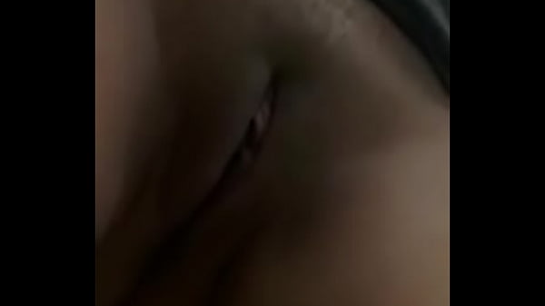 Amiga de mi esposa quiere probar mi verga!!! 