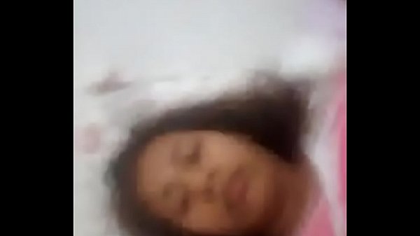 Nonton M&aacute;s Rica thumbnail