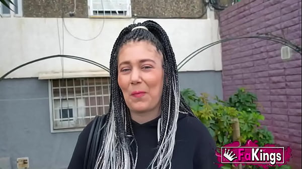 Nonton From Getting Caught In The Shower To A Deep Hardcore! Chloe Funny Doesn't Miss A Second thumbnail