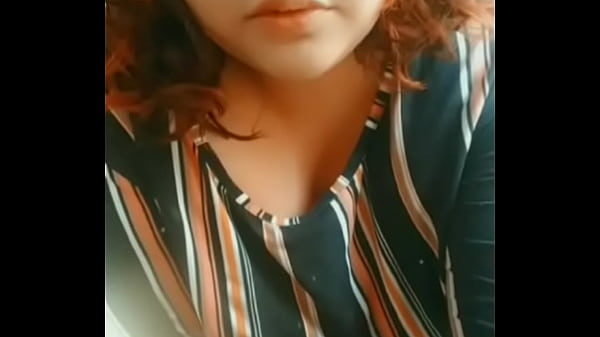 Nonton Ve Mi Gordura Usando Unas Ricas Pezoneras thumbnail