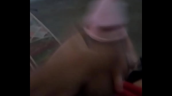 Quien quisiera jugar con ella 