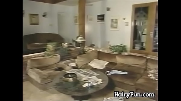 Nonton Hairy Blonde Fucking On A Couch Classic thumbnail