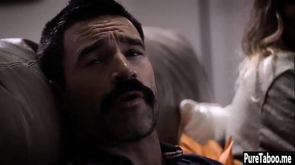 Sexy babe swallowed huge guys dick 