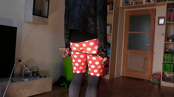 Black Leggings Walking thumbnail