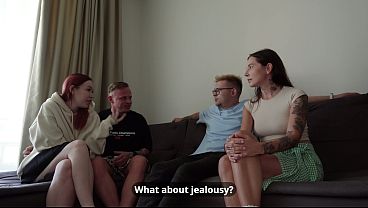 Nonton Swingers: Amateur Couple Swap With Anal thumbnail