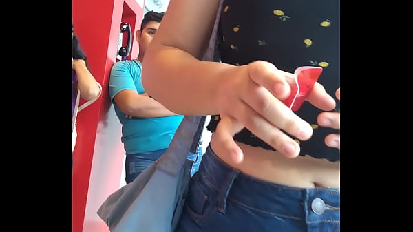 Nonton Detr&aacute;s De Mi Grabada Sin Darse Cuenta thumbnail