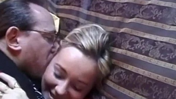 Nonton Vintage Babe Doggystyled Until Cumontits thumbnail