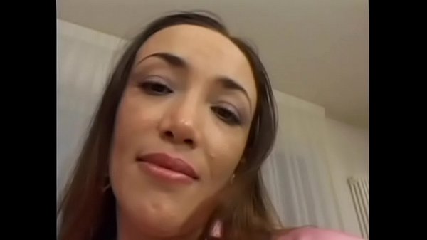 Nonton Hot Italian Chick Enjoys Some Hot Anal Action In The Sitting Room thumbnail