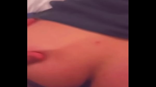 Me Estaba Tcando En Los Ba&ntilde;os Del Gym Y Entra Un Putito A Comermela thumbnail