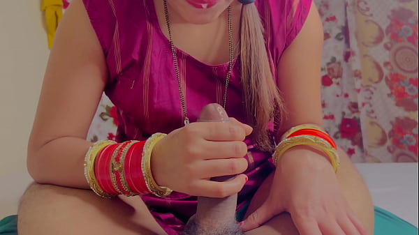 Nonton Sexy Bhabhi Mouth Fucked By Dever With Dirty Talk Cum In Mouth Happy Ending thumbnail