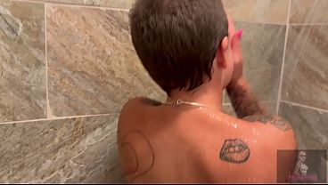 Shower BJ ends in cum facial cum swallowing