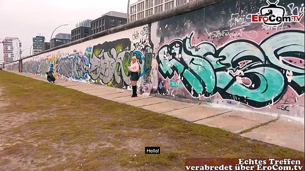 Riskantes öffentliches echtes Sextreffen auf der Straße mit deutscher molliger teen schlampe