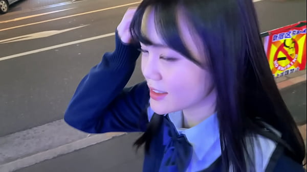 ハメ撮り　アイドル級にかわいい現役女子校生と愛のあるsex。音を立てて行うフェラチオがエロい。バックでイキまくり。素人 美乳 中出し 個人撮影 美女 フェラチオ 可愛い 生ハメ 女子校生 thumbnail