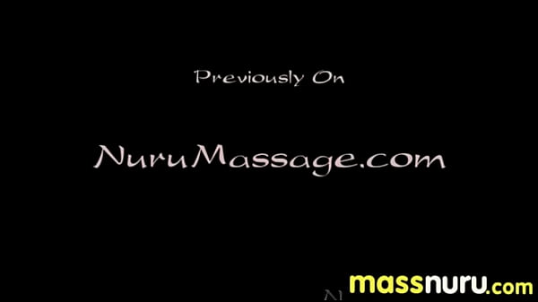 Nonton Japanese Masseuse Gives A Service Massage 9 thumbnail
